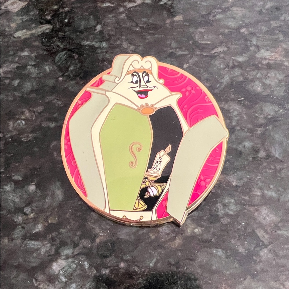 Disney Fantasy Pin Wardrobe and Lumiere LE 35